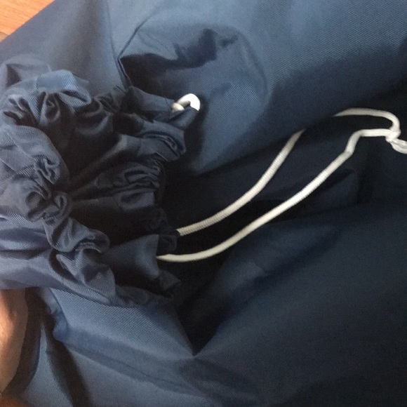 Navy drawstring bag water resistant - Picture 3 of 4